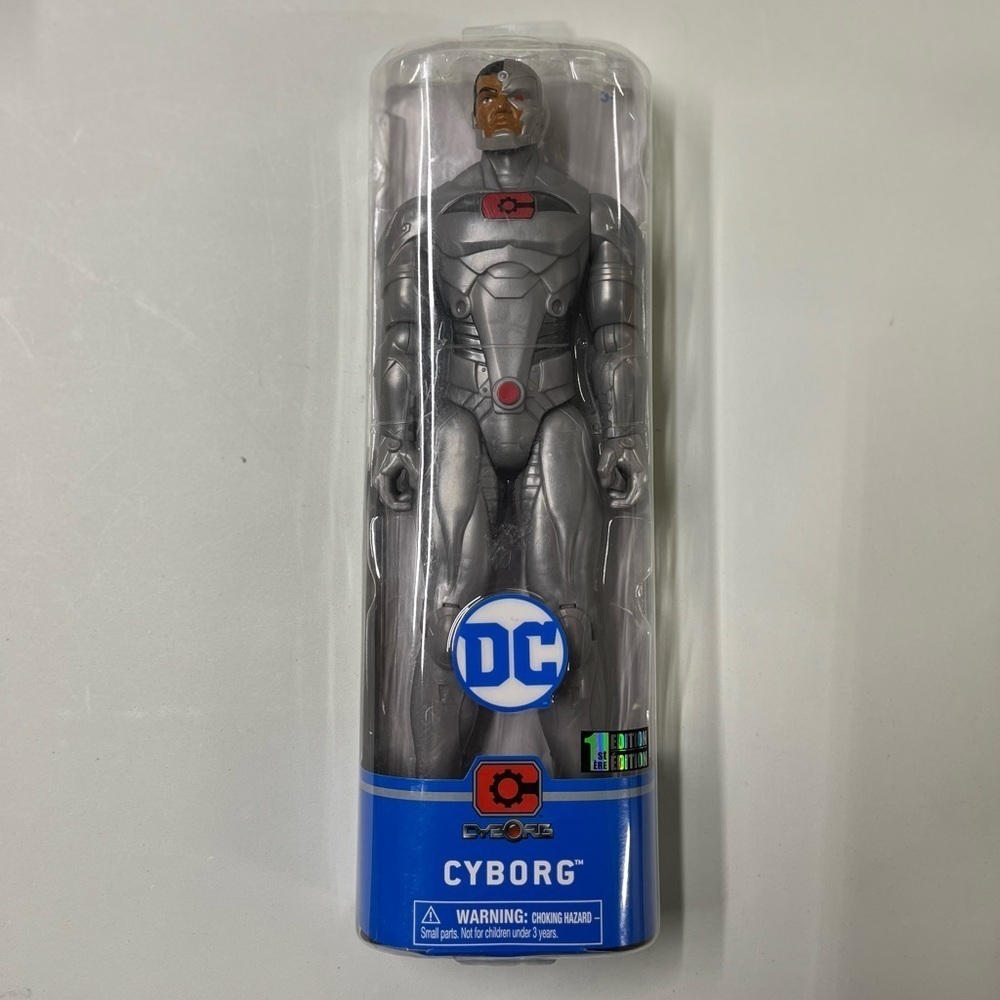 NEW DC Comics 12” Cyborg Action Figure Age 3+ - Picture 5 of 7